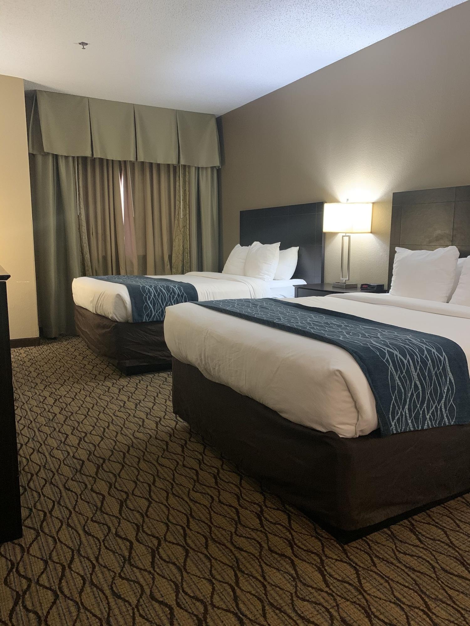 גאלפורט Comfort Inn & Suites Crystal Inn Sportsplex מראה חיצוני תמונה