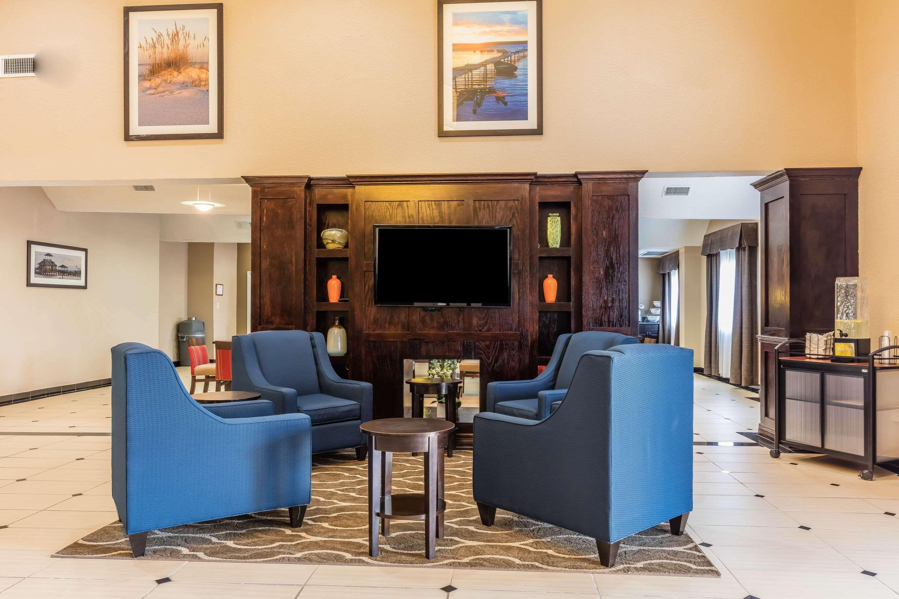 גאלפורט Comfort Inn & Suites Crystal Inn Sportsplex מראה חיצוני תמונה