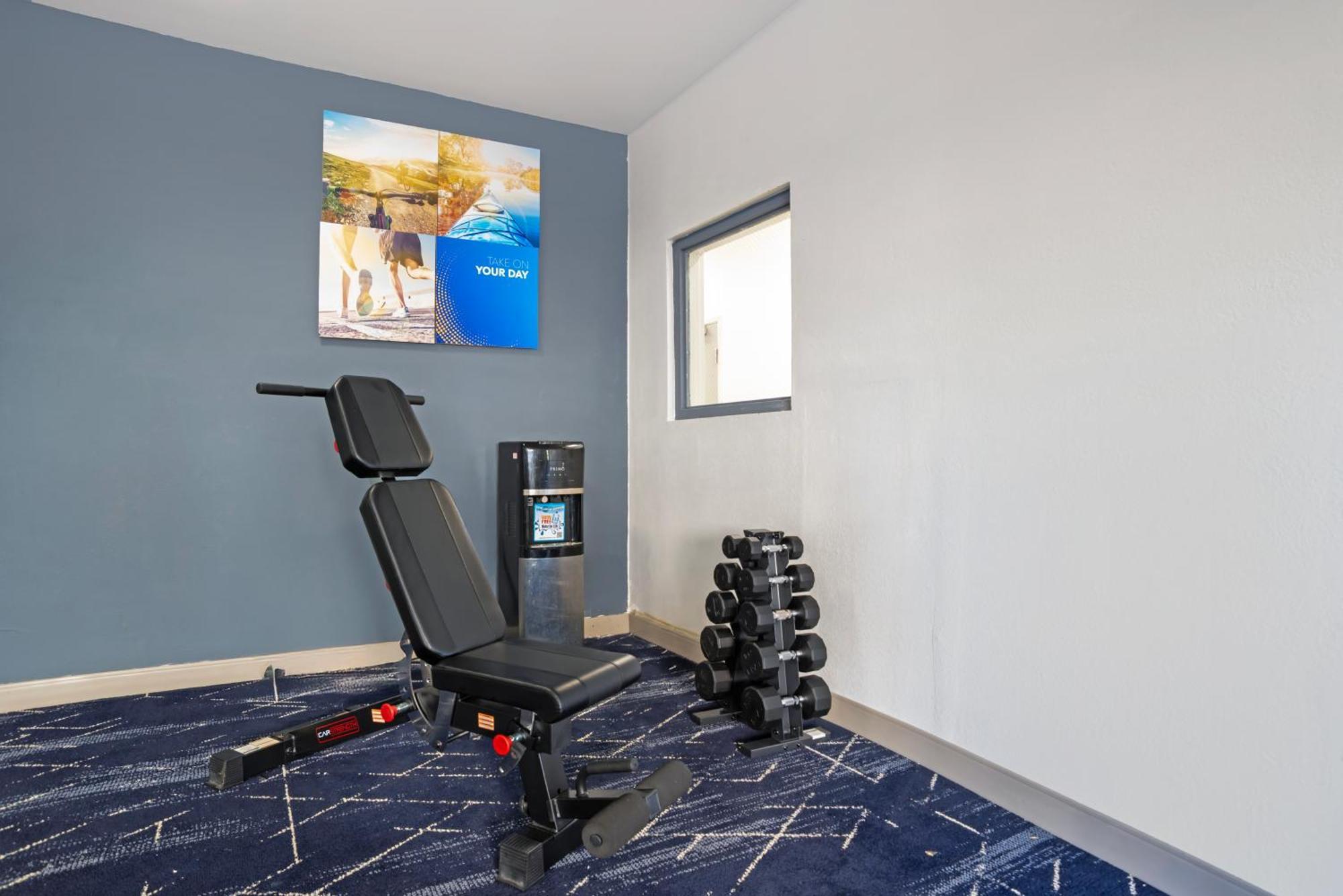 גאלפורט Comfort Inn & Suites Crystal Inn Sportsplex מראה חיצוני תמונה